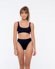 ORCHID TOP IN BLACK Top Nona Perkasa